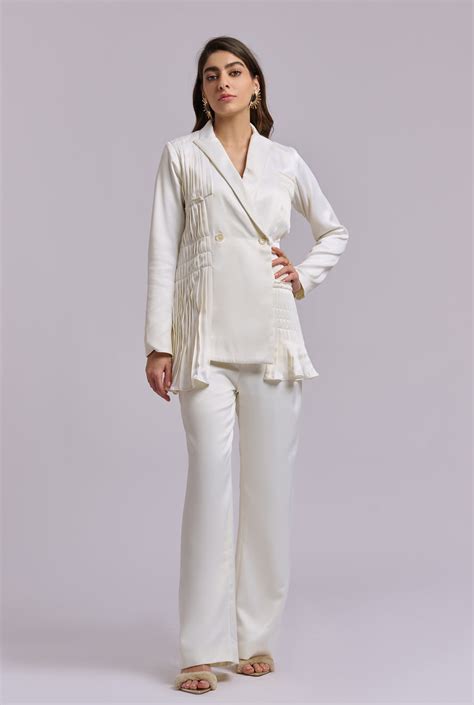 Celia Off White Pleated Blazer Co-ord Set – The Tropiq