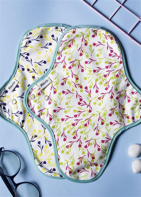 Get Reusable Cotton Cloth Sanitary Pad - White (Medium Size - 240mm) at ...
