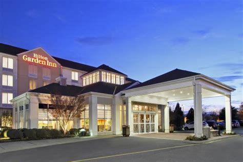 HILTON GARDEN INN CHESAPEAKE/GREENBRIER - Hotel Reviews, Photos, Rate ...