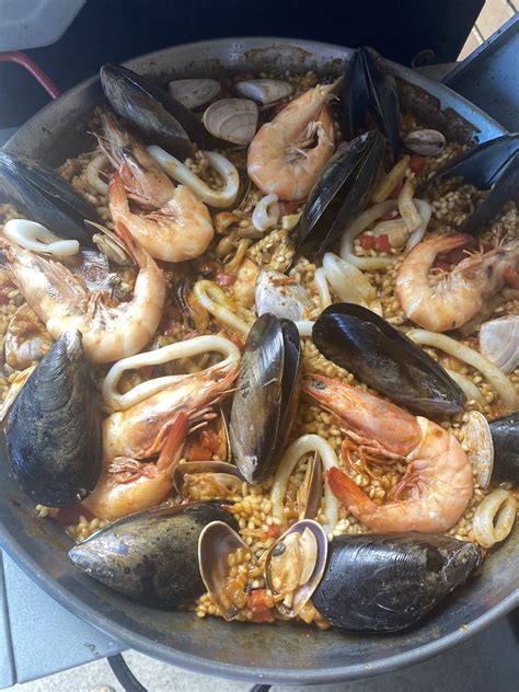 Paella De Mariscos | bunch