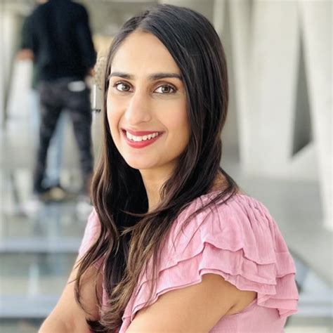 Kajal - Dutch teacher - ₹1000/h