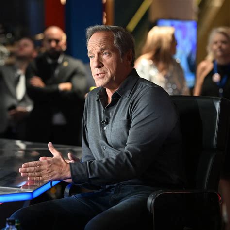 Mike Rowe Net Worth & Wife? - Famous People Today