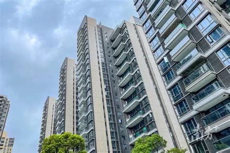 广东鹤山暂停向两套房居民家庭发放商业房贷