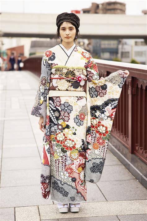 FURISODE MAG A-623 #白 #灰色 #white #gray 振袖 | 名古屋・岐阜の成人式ならハタチの振袖 アンジュ