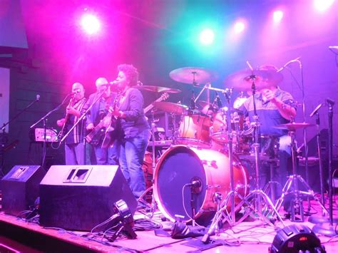 Mobile produce market + free live music- Tracy Walker! , 2221 Oxford ...
