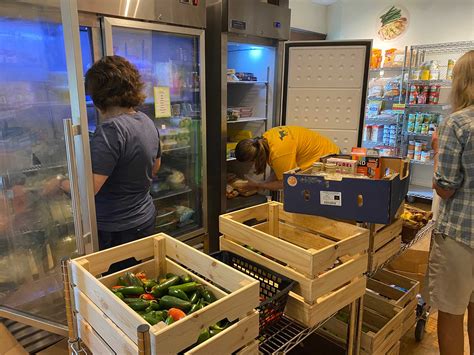 Food shelves experience flood of visitors during summer of high prices ...