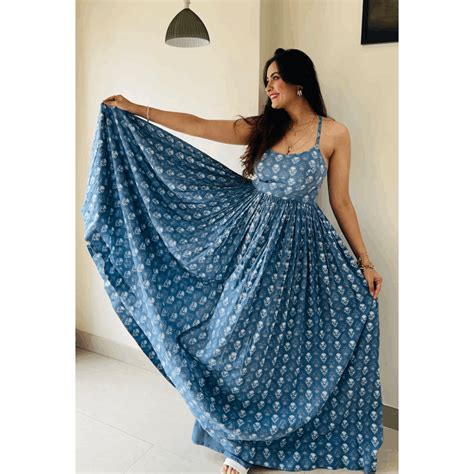 Criss Cross Backless Blue Dress – The Vasiliki