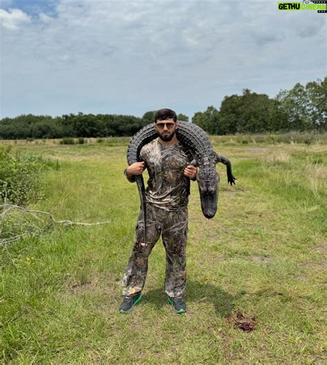 Arman Tsarukyan Wiki, Biography, Age, Gallery, Spouse and more