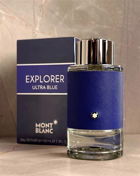 MONTBLANC EXPLORER ULTRA BLUE