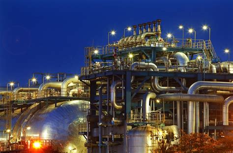 工业图片-工业石油化工厂素材-高清图片-摄影照片-寻图免费打包下载