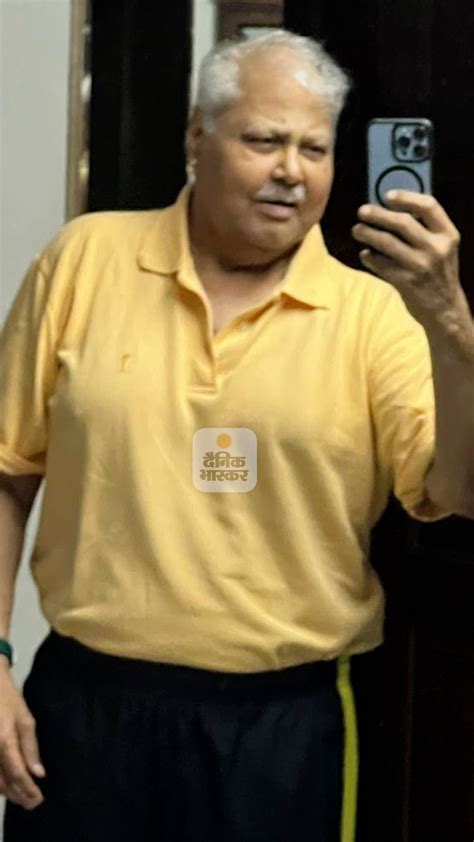 Salman Khan gets emotional remembering Satish Shah | Bhaskar English