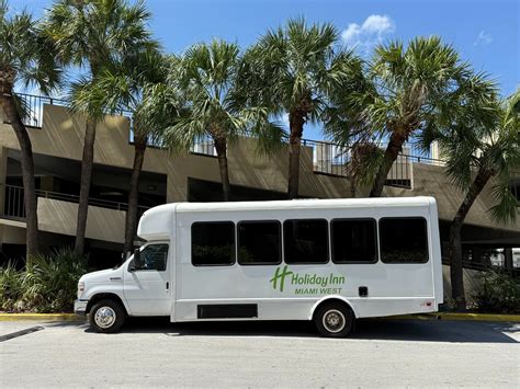 Holiday Inn Shuttle Bus