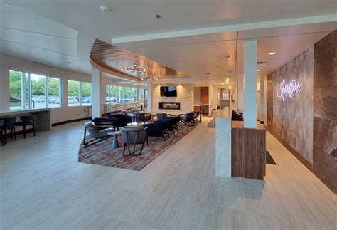 Signature Rocky Mountain Airport Terminal Renovation - dcb Construction Company