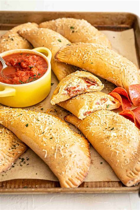 Pepperoni Calzone Recipe Ricotta at Emerita Yamamoto blog