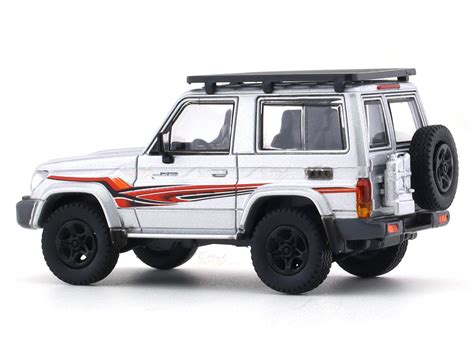 2014 Toyota Land Cruiser LC71 Silver 1:64 Para64 licensed diecast scale ...