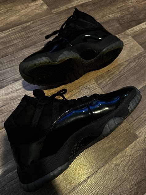 Cap And gown 11 for Sale in Providence, RI - OfferUp