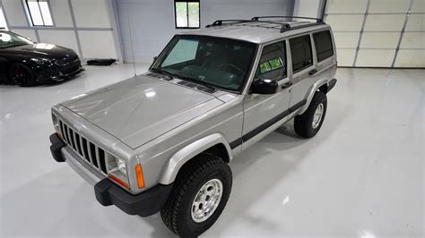 Jeep Cherokee XJ Sport - Limited - Classic For Sale — Davis AutoSports