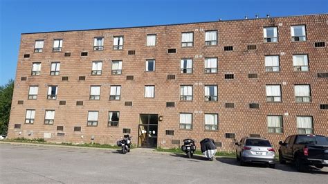 DAYS INN & CONFERENCE CENTRE RENFREW (Ontario) - Hotel Reviews, Photos ...