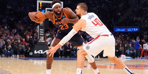 Knicks Optimistic of Playoff Hopes With Robinson Return