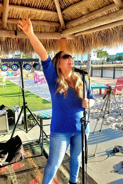 Live with Mark and Kelly, Kellys Birthday!!! TTs Tiki Bar, TT's Tiki ...