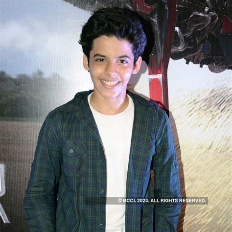 Asha Negi smiles for the premiere of Hollywood movie Transformers: Age ...