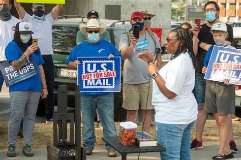 Utahns rally in Salt Lake City to ‘save the post office'