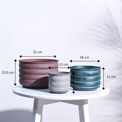 RidgeCraft Cylindrical Planter – Ugaoo