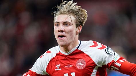 Man Utd striker Rasmus Hojlund claims San Marino players tried to ...