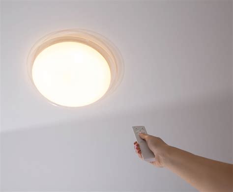 Remote Control Lighting 的图像结果