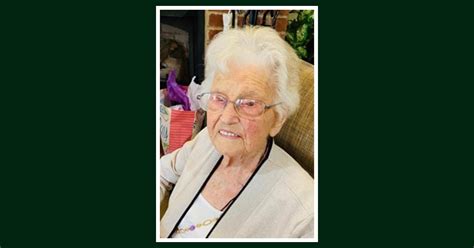 Obituary | Arlean Futral Brown | Community Funeral Home Inc. of ...