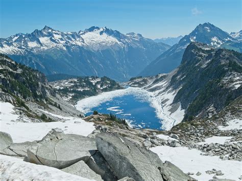 Hidden Lake Lookout Hike - Backcountry Sights