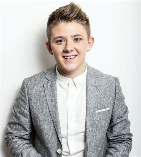 SUPERMAN (EN ESPAÑOL) - Nicholas McDonald - LETRAS.COM