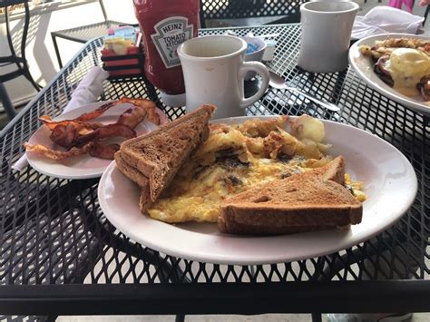 MOUNTAIN VIEW DINER, Charles Town - Menu, Prices & Restaurant Reviews ...