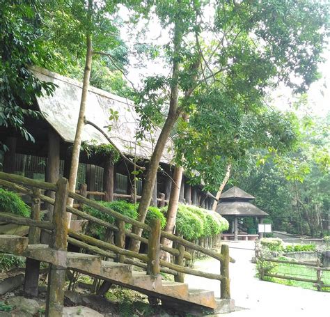 KEMAMAN RECREATION PARK AND MINI ZOO (TAMAN REKREASI DAN MINI ZOO ...
