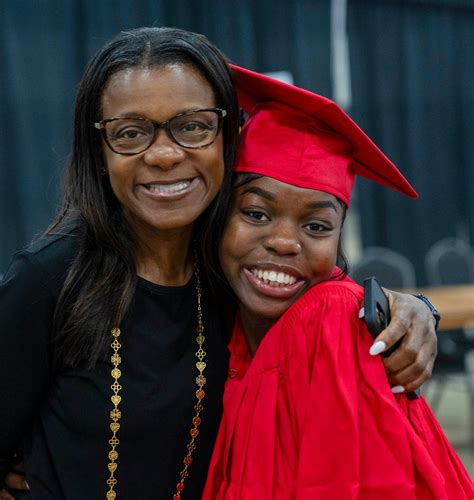 Class of 2025 Santaluces Community High School graduation pictures