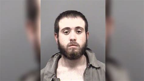 Convicted felon caught with meth, sawed-off shotgun while driving ...