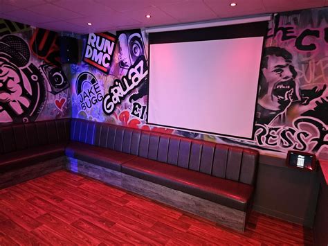 The best karaoke bars in Nottingham - Unifresher
