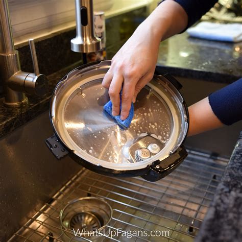 How to clean all the different parts of the Instant Pot lids | Instant ...