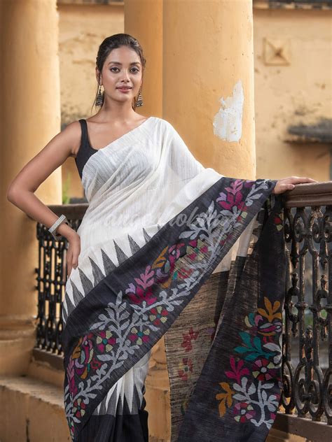White & Black Silk Matka Solid Body Handwoven Jamdani Saree – angoshobha