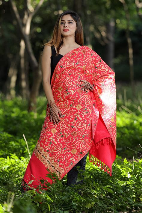 Pink colour wolen base with rich all over kashmiri jaal express