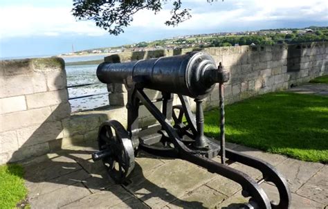 Download wallpaper the sky, grass, wall, Fort, gun, section landscapes ...