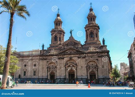 La Catedral De Santiago De Chile Imagen de archivo editorial - Imagen ...