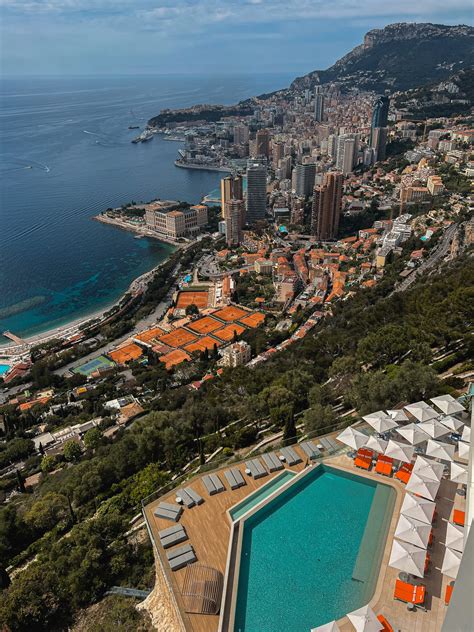 where to stay in Monaco on a budget - theflyingdress