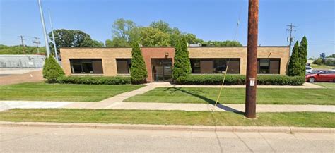 Edgewater Door Office Photos