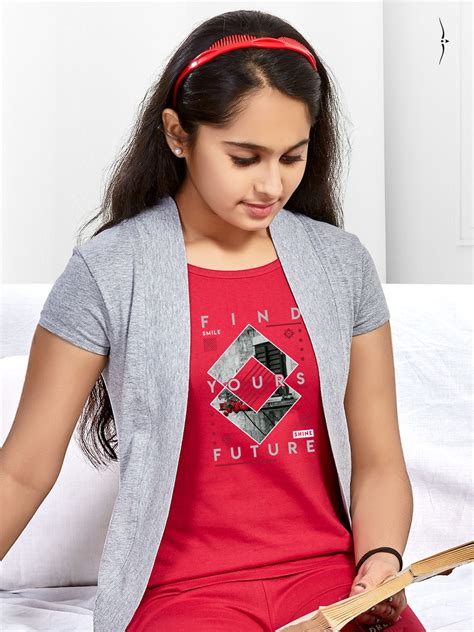 Little Heroine 3/4th Set – ESSA GARMENTS