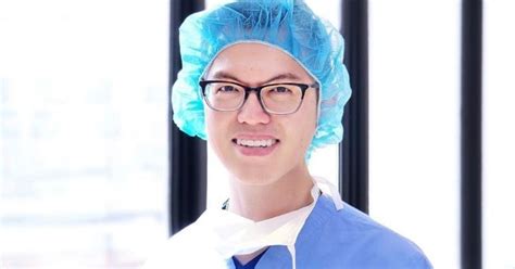 This Doctor Is Raising An Army Of Doctors To Fight Fake Medical ...