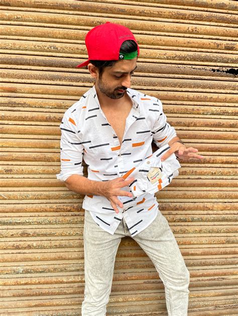 Dark Lemon Basic Cotton Full Sleeves Tshirt – Likera