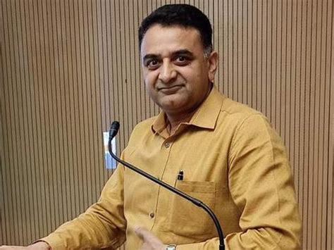 CT scan report importance in corona virus patients in rajkot ...