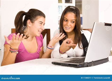 Communication About Computer 的图像结果