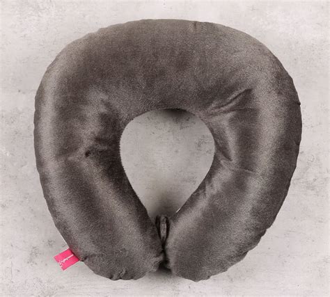 India Circus – Conifer Symmetry U-Shape Neck Pillow — Mango